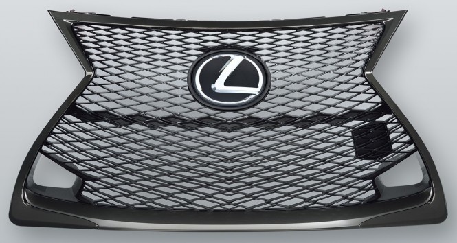 Lacquer black plating used on the external frame of the Lexus RC F radiator grille