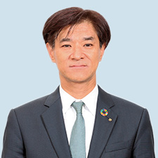 Outside Audit & Supervisory Board Member Hitoshi Kuwayama