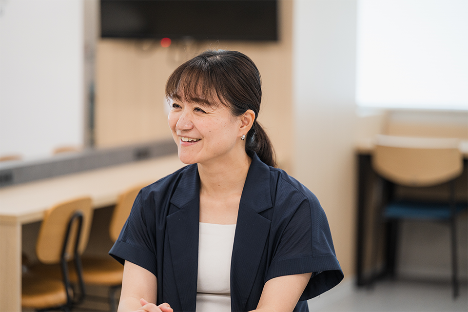 Ayumi Tokumasu, New Domain Material Development Office, Material Development Division, Research and Development Headquarters